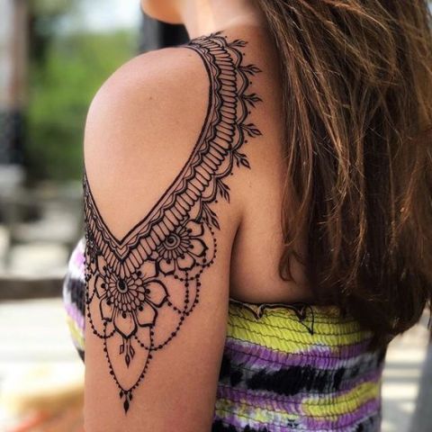 15 Marvelous Blouse Mehndi Designs You Can Try In 2023 | Legs mehndi design,  Mehndi designs, Beautiful mehndi design