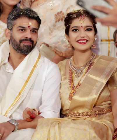 Bride in hotsell golden saree