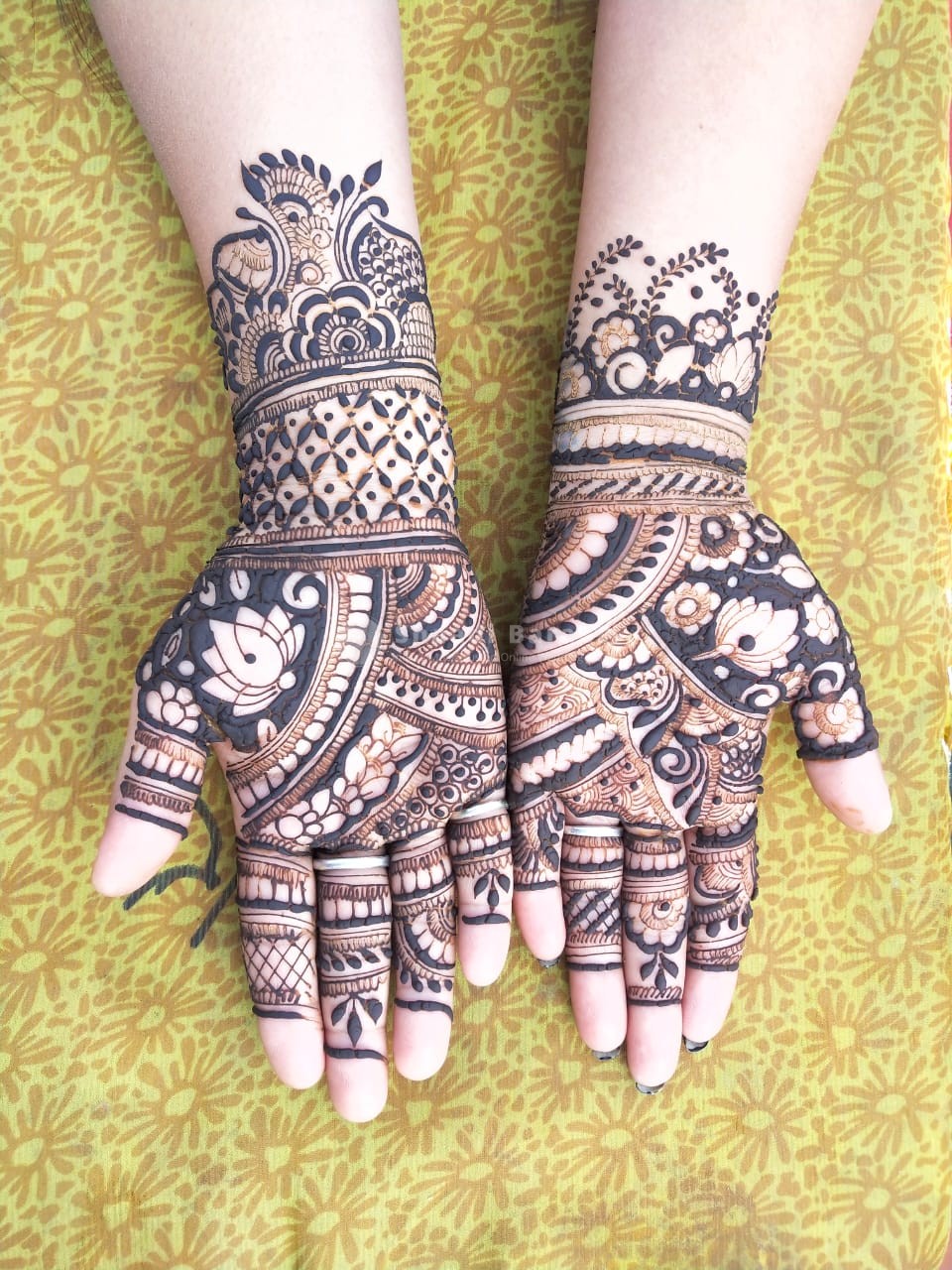 Mehndi Artist in Pune - Sparkle 24 mehandi art - Wedding Byte