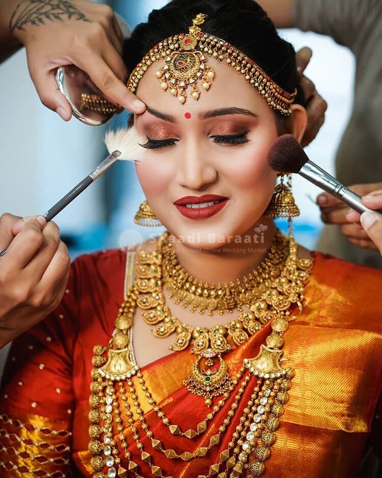 Inspiring Looks Womens Herbal Beauty Parlour Bridal Makeup Artist In 